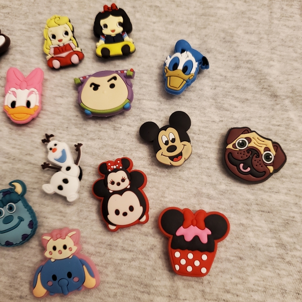 17 Pcs Disney Crocs Shoes Charms Jibbitz Mickey - Picture 5 of 5